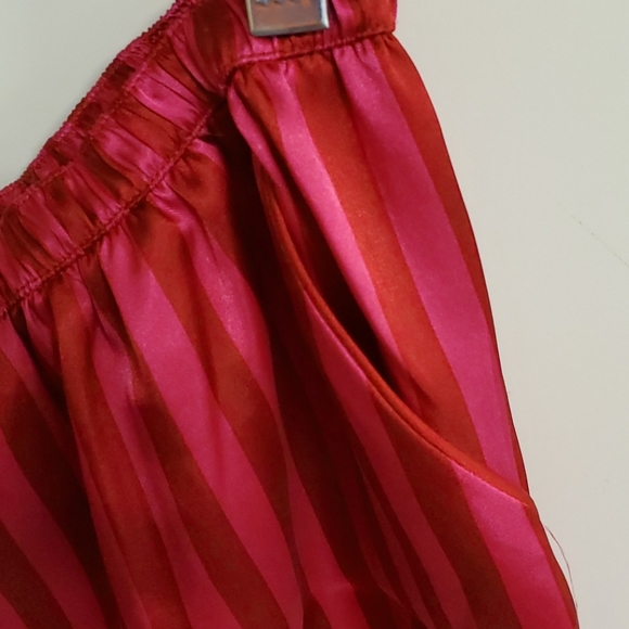 LARGE IN BLOOM STRIPED PC. SET - Picture 4 of 9